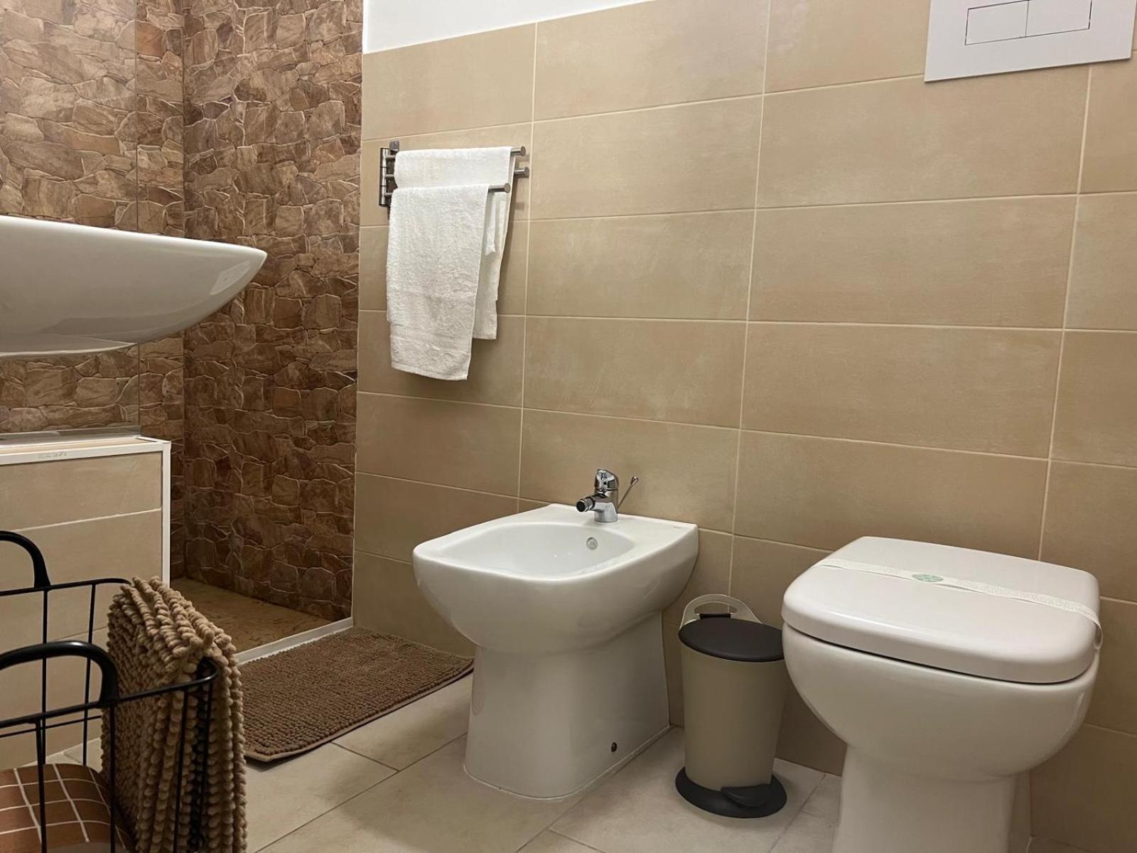 Madre Terra Apartment & Rooms Теразини Екстериор снимка