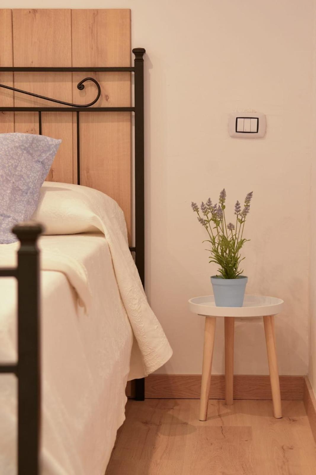 Madre Terra Apartment & Rooms Теразини Екстериор снимка